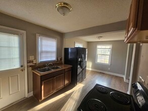 1211 Camp St in Gastonia, NC - Building Photo - Building Photo