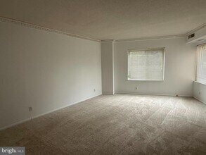 8340 Greensboro Dr in McLean, VA - Building Photo - Building Photo