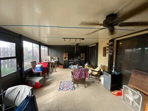 1011 Springdale Cir in Palm Springs, FL - Building Photo - Building Photo