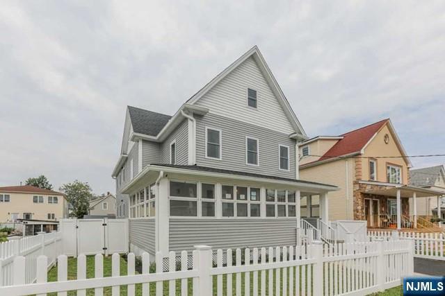 24 Henry Pl in Hackensack, NJ - Building Photo - Building Photo