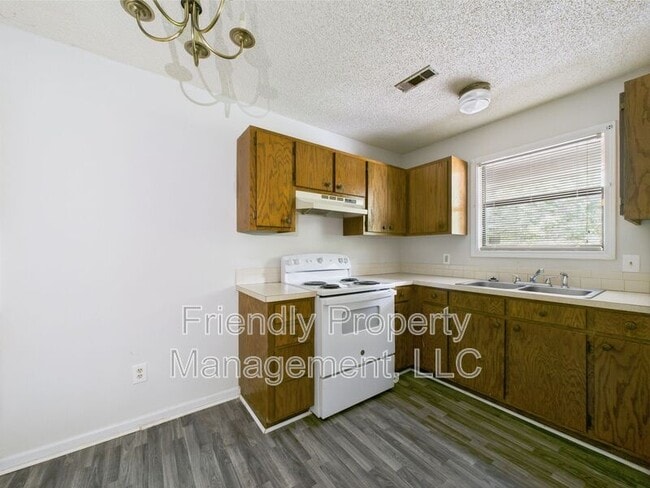 119 Bay Meadow Ct in Lexington, NC - Foto de edificio - Building Photo