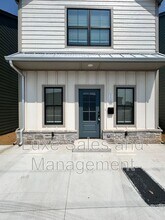 604 W 2nd St in Edmond, OK - Building Photo - Building Photo