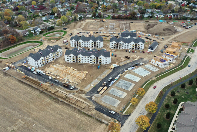 Harrison Landing in Perrysburg, OH - Foto de edificio - Building Photo