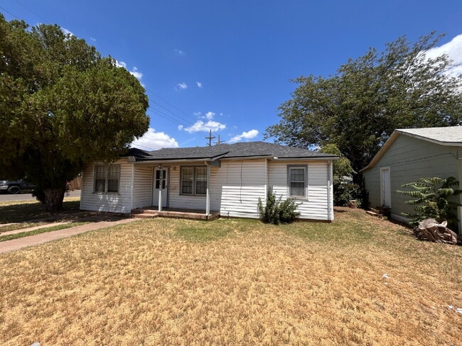 2520 39th St in Lubbock, TX - Building Photo - Building Photo