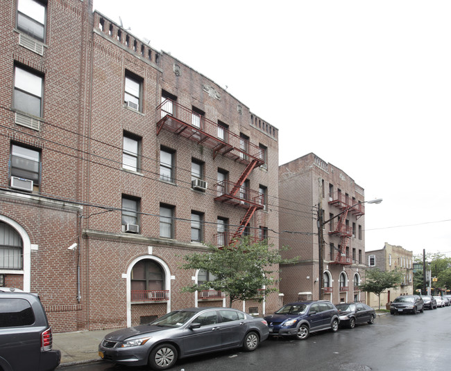 1035 45th St in Brooklyn, NY - Building Photo - Building Photo