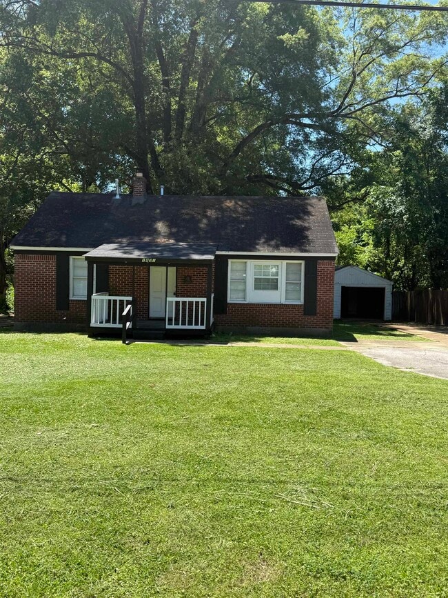 property at 1831 Dupont Ave