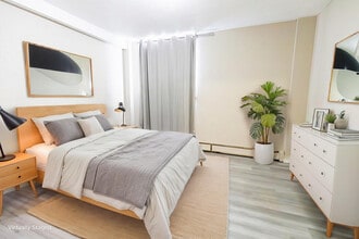 North Hill Manor in Calgary, AB - Building Photo - Building Photo