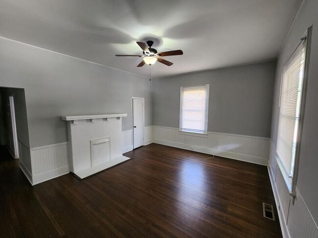 property at 1282 Lucile Ave SW