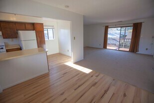 3816 Beresford St in San Mateo, CA - Building Photo