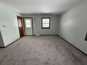 3992 Camelot Dr SE in Grand Rapids, MI - Building Photo - Building Photo