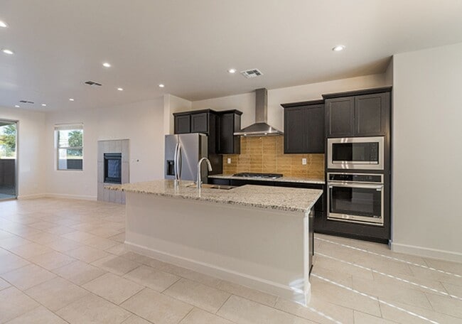property at 2050 Cll Sombra