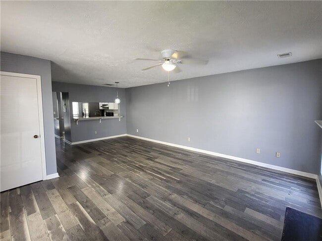 6596 Wellington Square in Norcross, GA - Building Photo - Building Photo