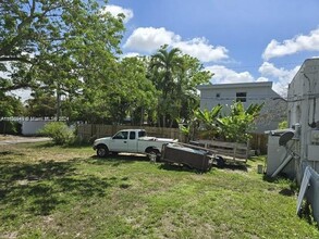 2416 Sherman in Hollywood, FL - Building Photo - Building Photo