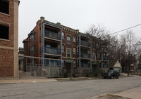 1106-1110 E 40th St in Kansas City, MO - Foto de edificio - Building Photo