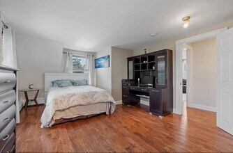 7 Bridge St, Unit 7-11 in Billerica, MA - Foto de edificio - Building Photo