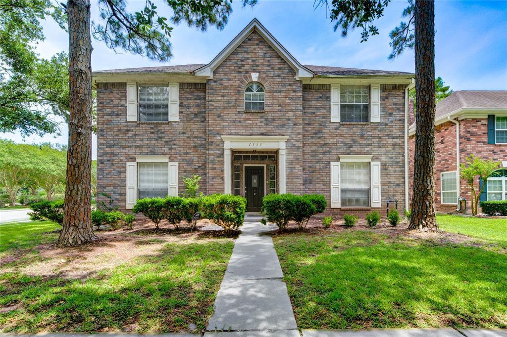 2338 Bent River Dr in Sugar Land, TX - Building Photo