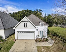 316 Caddo Dr in Madisonville, LA - Building Photo