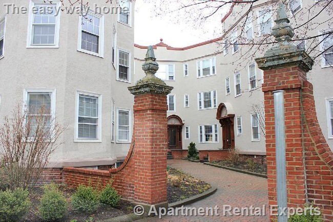 property at 158 Magazine St