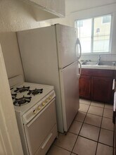 828 E 10th St, Unit 828 in Long Beach, CA - Building Photo - Building Photo