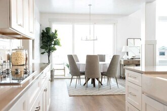 427 N High Ridge Rd in Saratoga Springs, UT - Building Photo - Building Photo