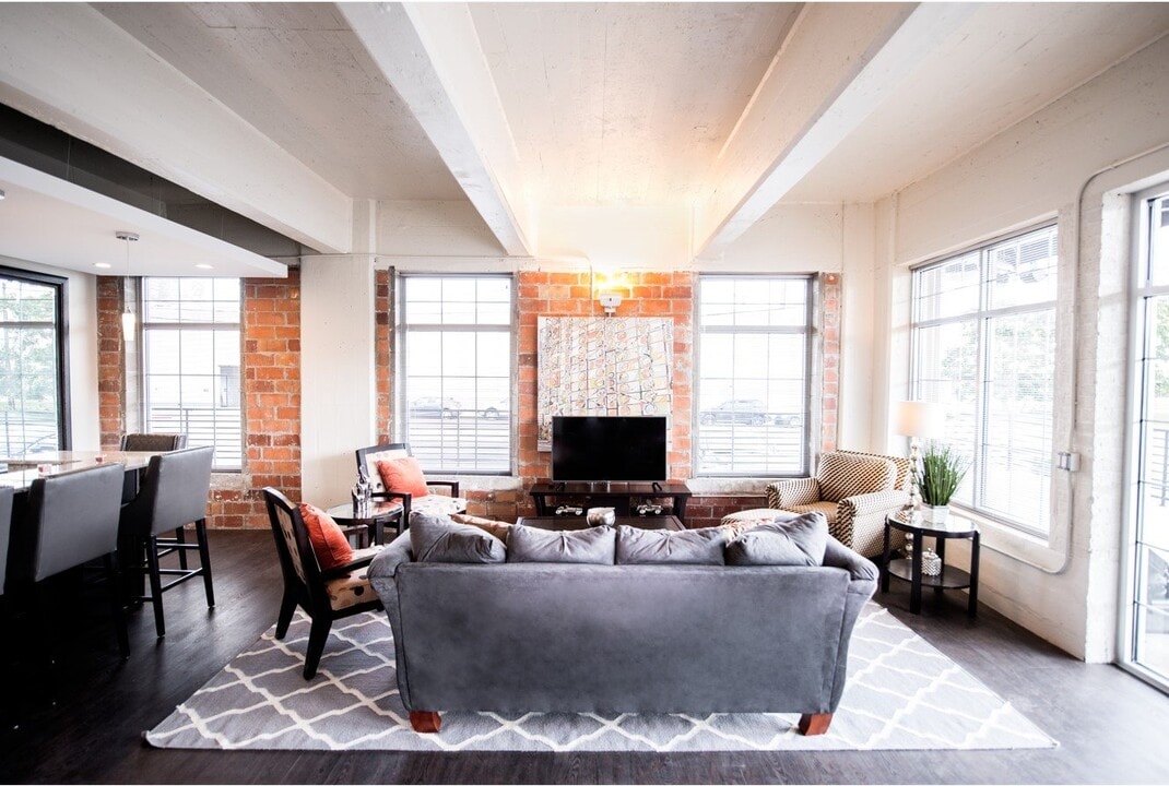 The Lofts at Elk Terminal in Buffalo, NY - Foto de edificio