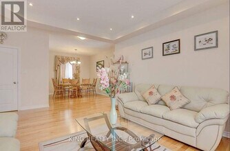 1 Education Rd in Brampton, ON - Building Photo - Building Photo