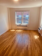 8923 Shore Rd, Unit B706 in Brooklyn, NY - Foto de edificio - Building Photo