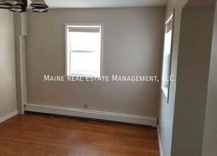 66 Fern St in Bangor, ME - Building Photo - Building Photo