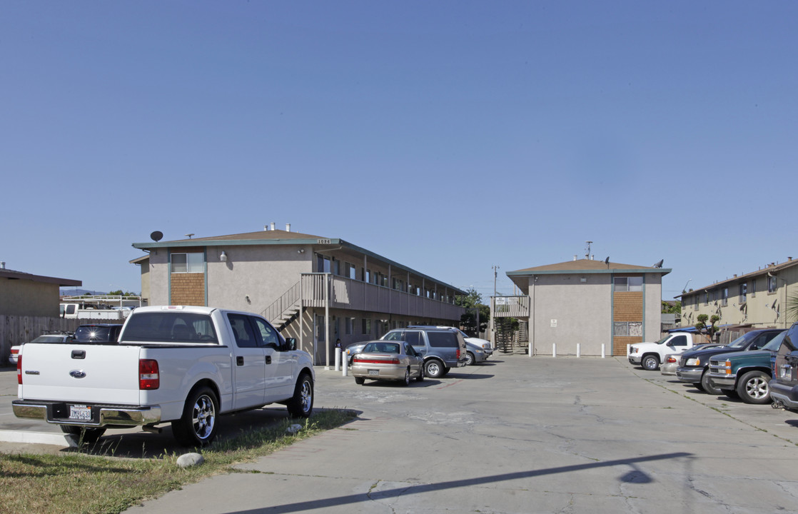 1026 E Laurel Dr in Salinas, CA - Building Photo