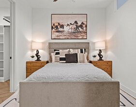 239 W 9th St in Dallas, TX - Building Photo - Building Photo