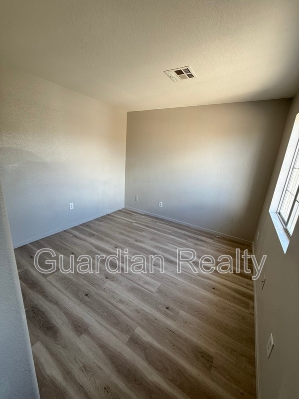 10467 Lilac Tree Ave in Las Vegas, NV - Building Photo - Building Photo