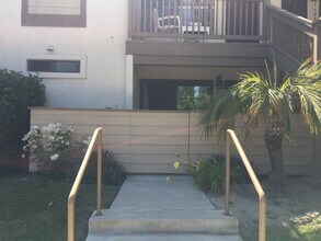 12675 Camino Mira del Mar, Unit 171 in San Diego, CA - Building Photo - Building Photo