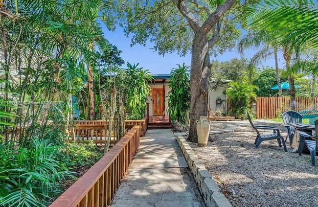 property at 110 SW 5th St
