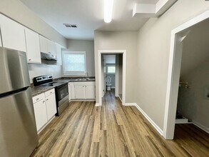 322 Oliver St in West Columbia, SC - Building Photo - Building Photo