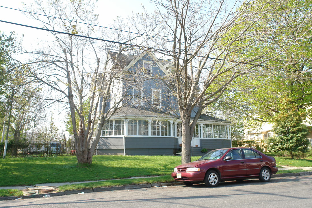 110 Franklin Ave in Long Branch, NJ - Foto de edificio