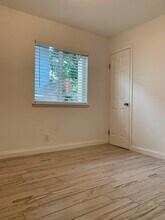 1200 Fechteler Dr in Monterey, CA - Foto de edificio - Building Photo