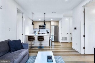 1806 I St NE in Washington, DC - Foto de edificio - Building Photo