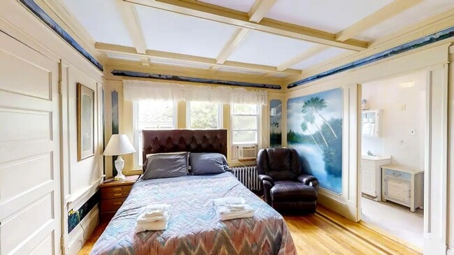 40 E Grand Ave in Old Orchard Beach, ME - Building Photo - Building Photo