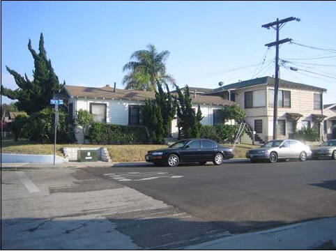 402-410 Park Way in Chula Vista, CA - Building Photo - Building Photo