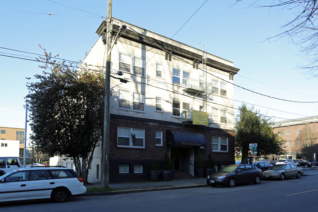 Queen Anne Arms in Seattle, WA - Foto de edificio