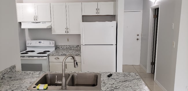 property at 2701 Riverside Dr