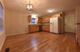 924 Sandstone Ln in Auburn, AL - Building Photo - Building Photo