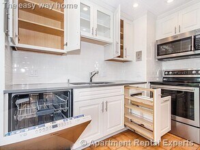 31 Harris St in Brookline, MA - Building Photo - Building Photo