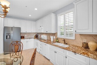 9006 Cascada Way in Naples, FL - Building Photo - Building Photo