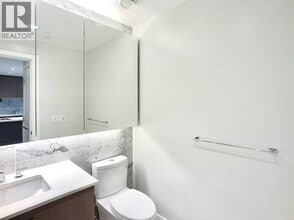 5410 Shortcut Rd in Vancouver, BC - Building Photo - Building Photo