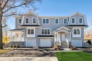 20 Zazzetti St, Unit 1 in Waldwick, NJ - Building Photo