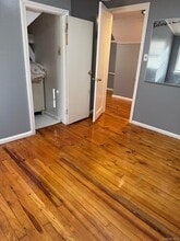 76 Shaw Ave in Valley Stream, NY - Building Photo - Building Photo