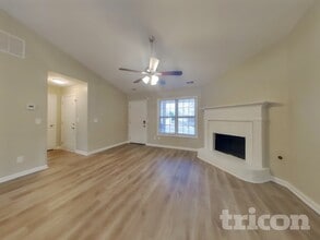 449 Sarah's Ln in Locust Grove, GA - Building Photo - Building Photo