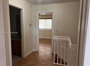 2612 SE 15th Pl in Homestead, FL - Building Photo - Building Photo