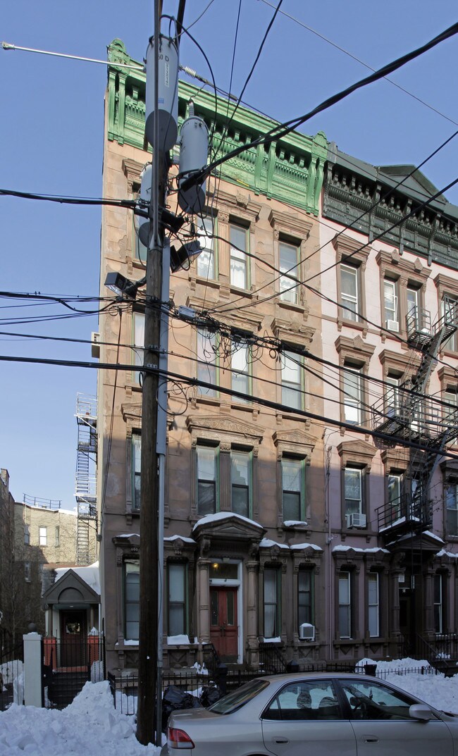 100 Wayne St in Jersey City, NJ - Foto de edificio - Building Photo